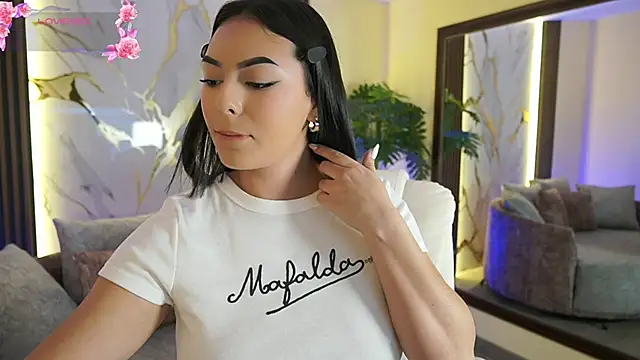 LiaWheeler online show from 12/05/25, 07:10