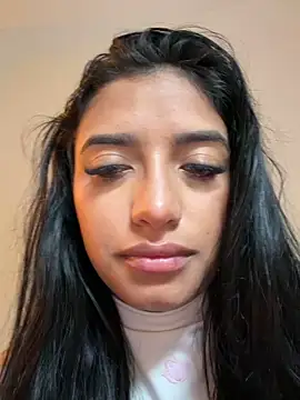 AlinaArgii online show from 04/17/26, 04:43