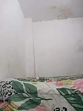 valenpaisita2123 online show from 01/12/26, 04:18