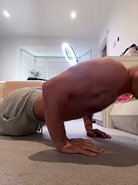 Snapshot of jack-the-dad chatting on 04/20/26, 07:33 jack-the-dad online show from 04/20/26, 07:33