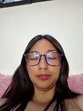 SabrinaLu  online show from 12/17/25, 12:27