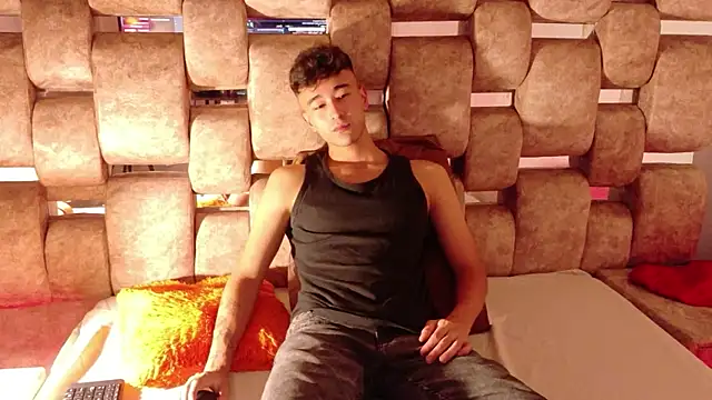 KathyAiden online show from 03/25/26, 07:31