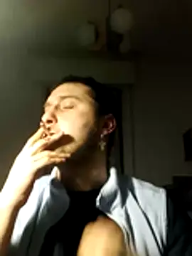 Snapshot of barbone15 chatting on 02/21/26, 01:06 barbone15 online show from 02/21/26, 01:06