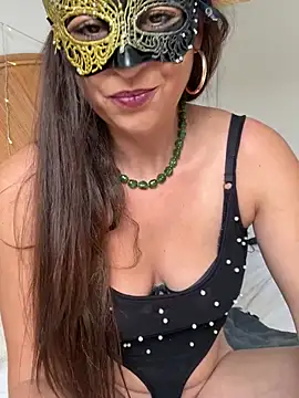 Snapshot of Deborahoff chatting on 05/15/26, 04:25 Deborahoff online show from 05/15/26, 04:25