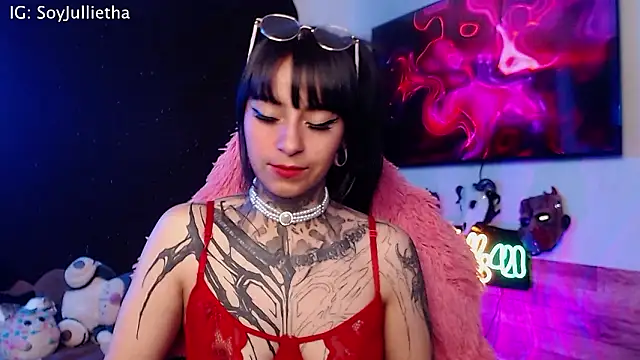 Julls420  online show from 02/13/26, 02:29