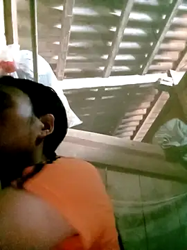 anna-can online show from 12/22/25, 06:54