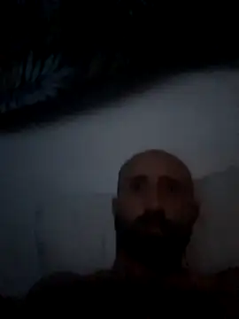 illann97126 online show from 12/18/25, 05:35