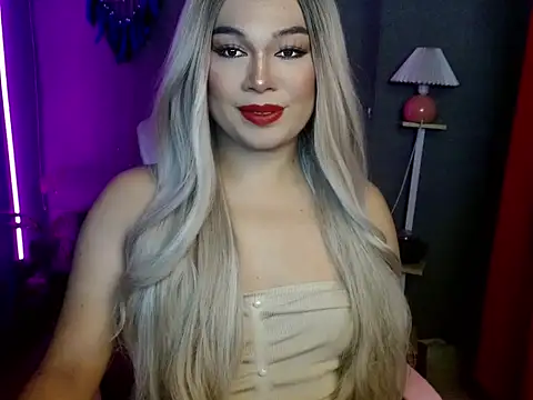 Snapshot of shadow-goddess chatting on 12/16/25, 06:40 shadow-goddess online show from 12/16/25, 06:40