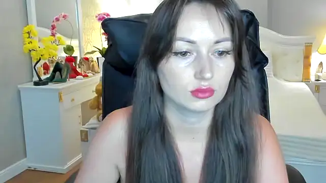 Snapshot of RosiAlina chatting on 06/29/26, 06:41 RosiAlina online show from 06/29/26, 06:41