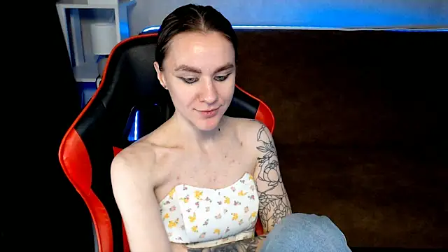 Snapshot of MiaBun1 chatting on 01/06/26, 03:38 MiaBun1 online show from 01/06/26, 03:38