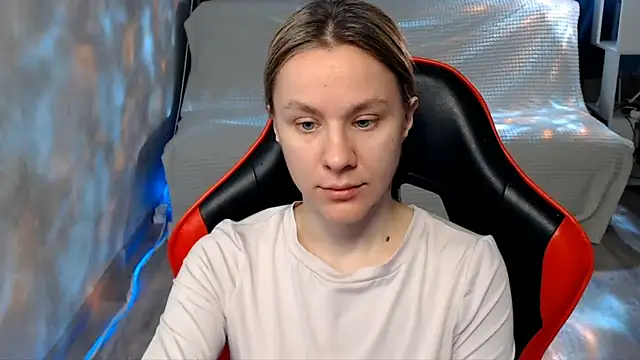 Snapshot of MiaBun1 chatting on 03/17/26, 03:00 MiaBun1 online show from 03/17/26, 03:00