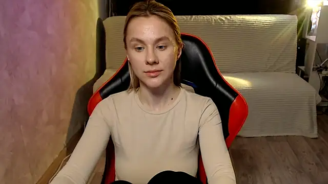 Snapshot of MiaBun1 chatting on 04/09/26, 06:19 MiaBun1 online show from 04/09/26, 06:19