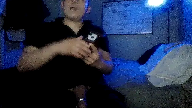 Snapshot of b3tobaby@xh chatting on 04/28/26, 03:55 b3tobabyxh online show from 04/28/26, 03:55