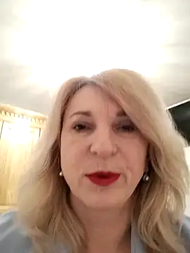 AhlyssaLove1155 online show from 02/06/26, 06:00