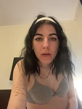 Snapshot of Nattasss chatting on 04/29/26, 05:52 Nattasss online show from 04/29/26, 05:52