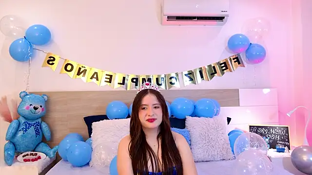 BellaFlecher online show from 01/19/26, 01:48