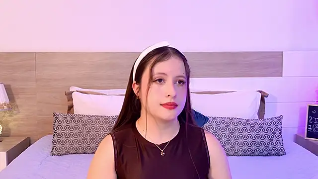 BellaFlecher online show from 02/21/26, 07:48