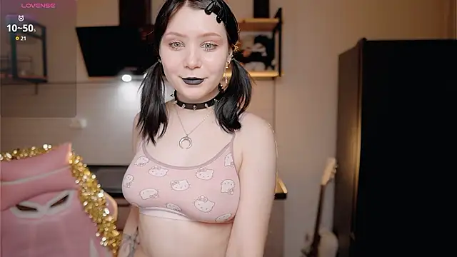 Nickari online show from 03/11/26, 06:08