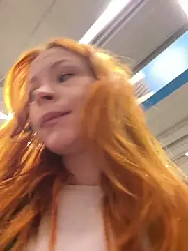  Little Ginger online show from 12/21/25, 04:30