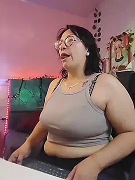 Snapshot of Susana_Rojas chatting on 03/25/26, 11:22 Susana Rojas online show from 03/25/26, 11:22