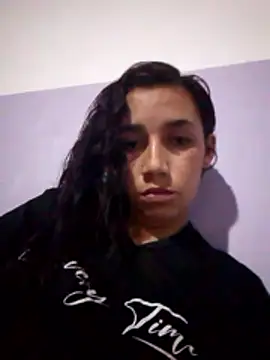 Snapshot of Kat573t chatting on 12/21/25, 11:34 Kat573t online show from 12/21/25, 11:34