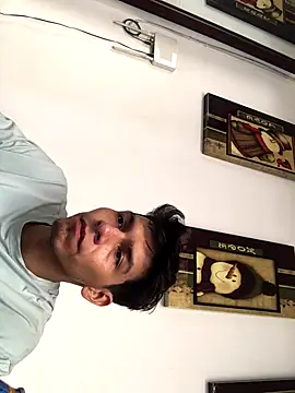 Patrick3 5556 online show from 12/22/25, 09:01