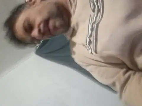 Snapshot of maannn8962 chatting on 03/16/26, 01:33 maannn8962 online show from 03/16/26, 01:33