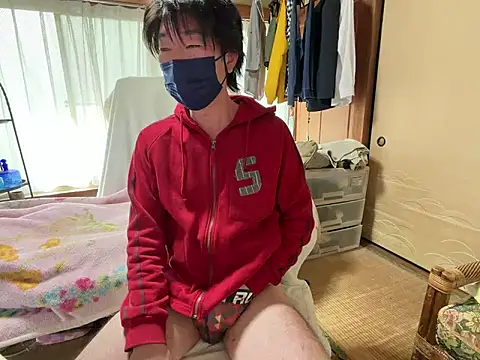 Snapshot of Hirokazu_12 chatting on 03/22/26, 02:48 Hirokazu 12 online show from 03/22/26, 02:48