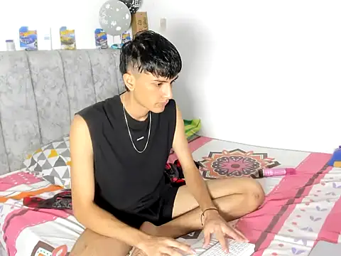 Andycillo online show from 12/15/25, 01:21