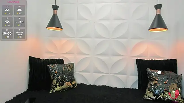 valeriecute18 online show from 02/24/26, 07:12