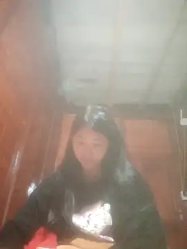 Amiluli online show from 12/18/25, 12:55