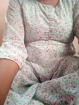 Snapshot of chinnu_telugu01 chatting on 03/10/26, 10:31 chinnu telugu01 online show from 03/10/26, 10:31