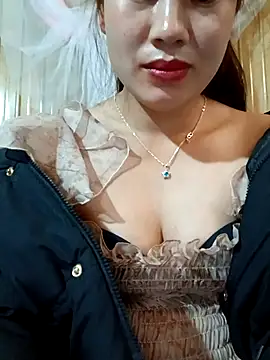 mayni012314 online show from 12/21/25, 06:20