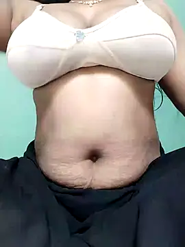 Uma-2 online show from 12/22/25, 04:31