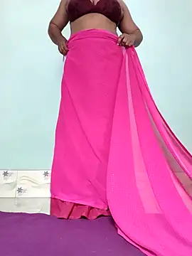 Uma-2 online show from 02/28/26, 04:13