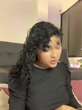 ladulcemary  online show from 02/10/26, 02:21