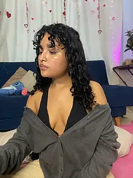 ladulcemary  online show from 02/17/26, 01:57