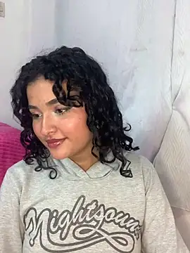 ladulcemary  online show from 03/19/26, 07:40