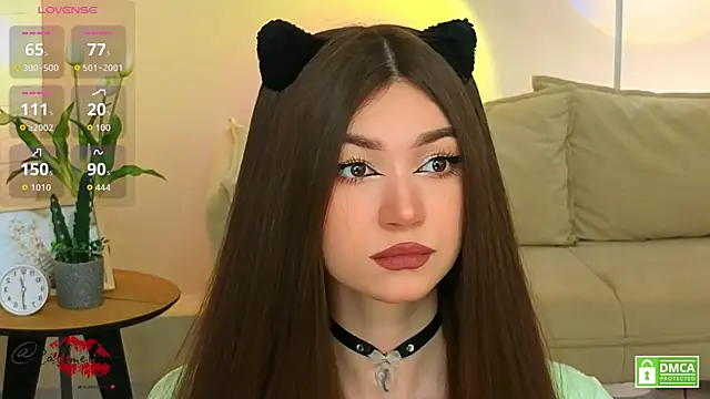 oliviaah  online show from 04/12/26, 03:17