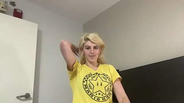 Snapshot of CelestialRuby chatting on 01/09/25, 11:45 CelestialRuby online show from 01/09/25, 11:45