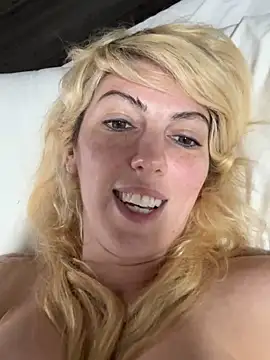 Snapshot of CelestialRuby chatting on 02/23/25, 07:55 CelestialRuby online show from 02/23/25, 07:55