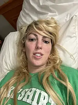 Snapshot of CelestialRuby chatting on 03/19/25, 01:10 CelestialRuby online show from 03/19/25, 01:10