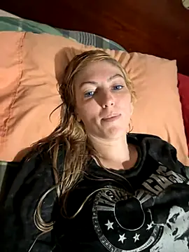 Snapshot of CelestialRuby chatting on 09/10/25, 10:32 CelestialRuby online show from 09/10/25, 10:32