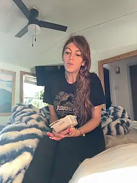 Snapshot of CelestialRuby chatting on 10/16/25, 12:17 CelestialRuby online show from 10/16/25, 12:17