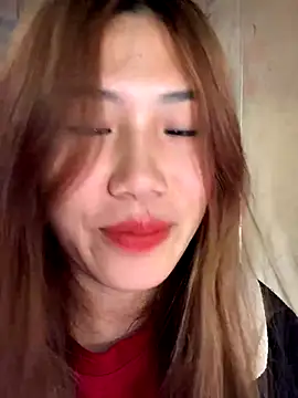 Fragrance-2222 online show from 12/15/25, 01:54