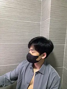 kimze7 online show from 04/17/26, 01:03