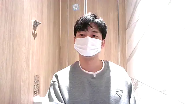 Snapshot of kimze7 chatting on 04/21/26, 04:41 kimze7 online show from 04/21/26, 04:41