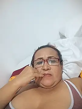 Nini Love  online show from 03/27/26, 08:26