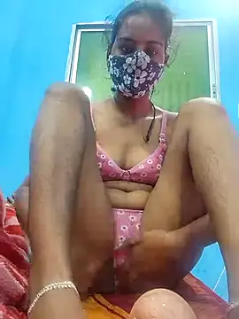 Snapshot of Bold_annu chatting on 12/14/25, 04:56 Bold annu online show from 12/14/25, 04:56