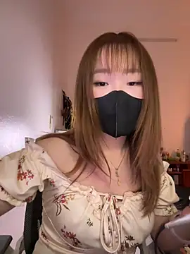 Snapshot of Miumeo20 chatting on 12/14/25, 03:28 Miumeo20 online show from 12/14/25, 03:28